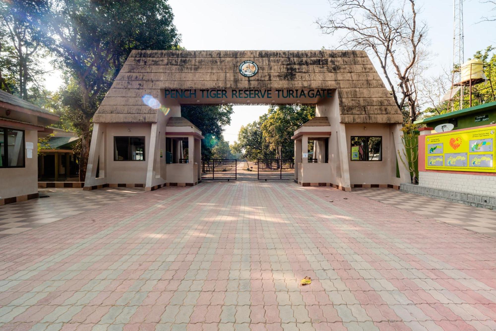 Hotel Treebo Premium Mowgli'S Den, Pench Khawāsa Exteriér fotografie