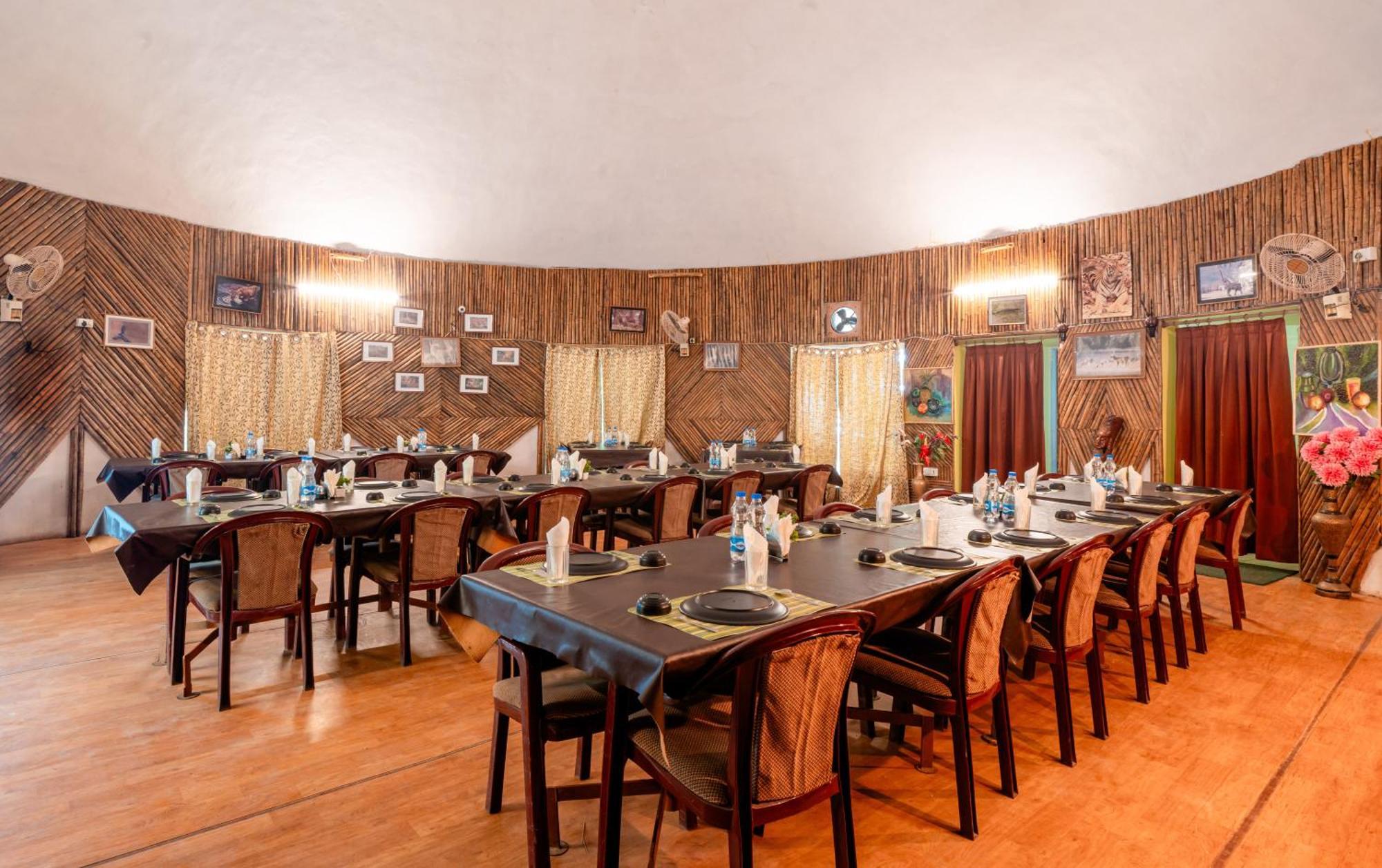 Hotel Treebo Premium Mowgli'S Den, Pench Khawāsa Exteriér fotografie