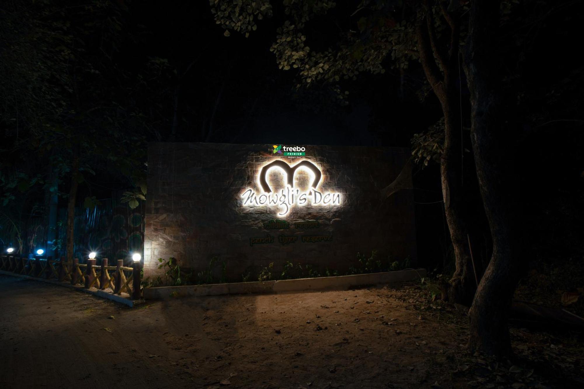 Hotel Treebo Premium Mowgli'S Den, Pench Khawāsa Exteriér fotografie