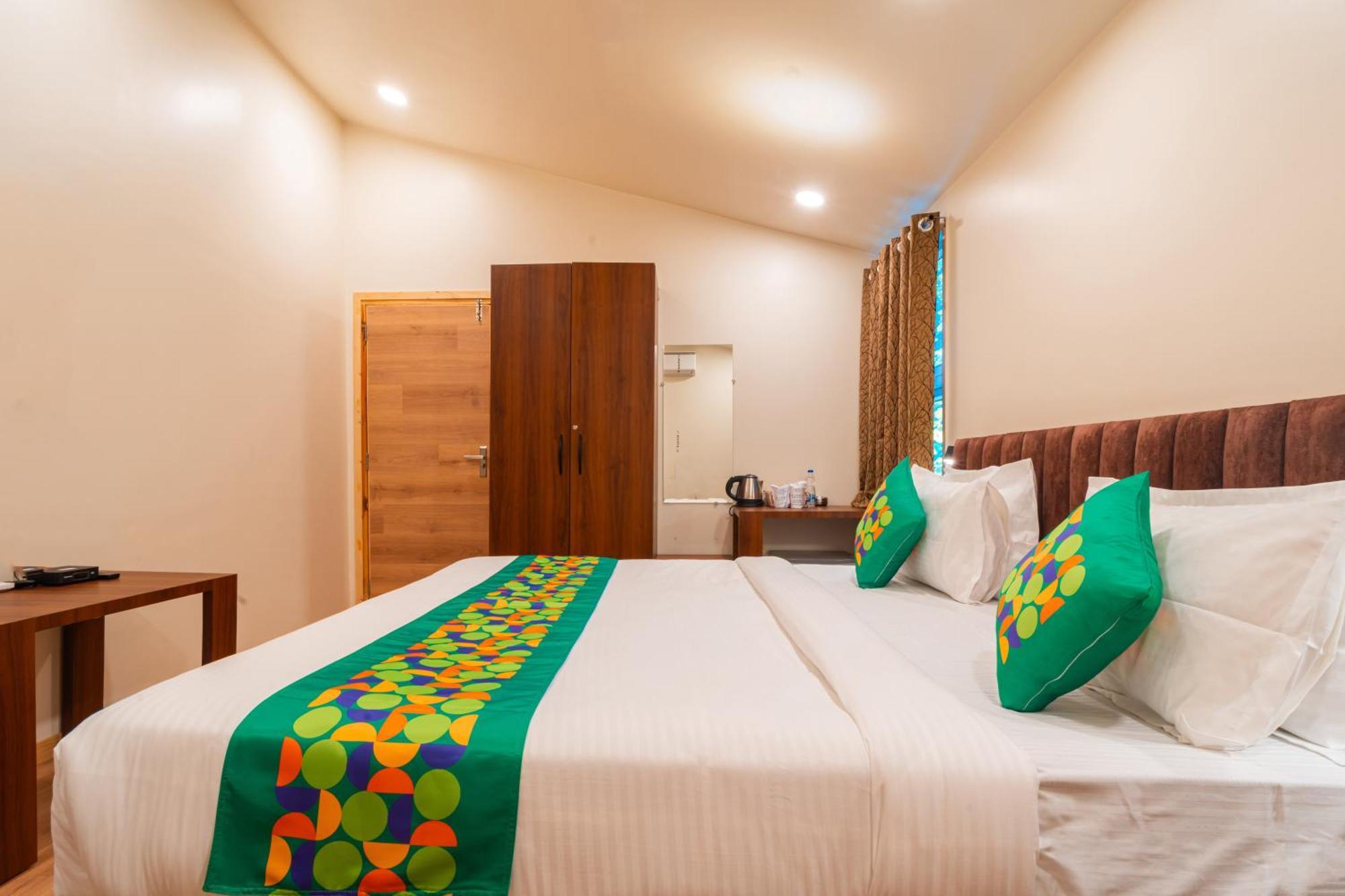 Hotel Treebo Premium Mowgli'S Den, Pench Khawāsa Exteriér fotografie