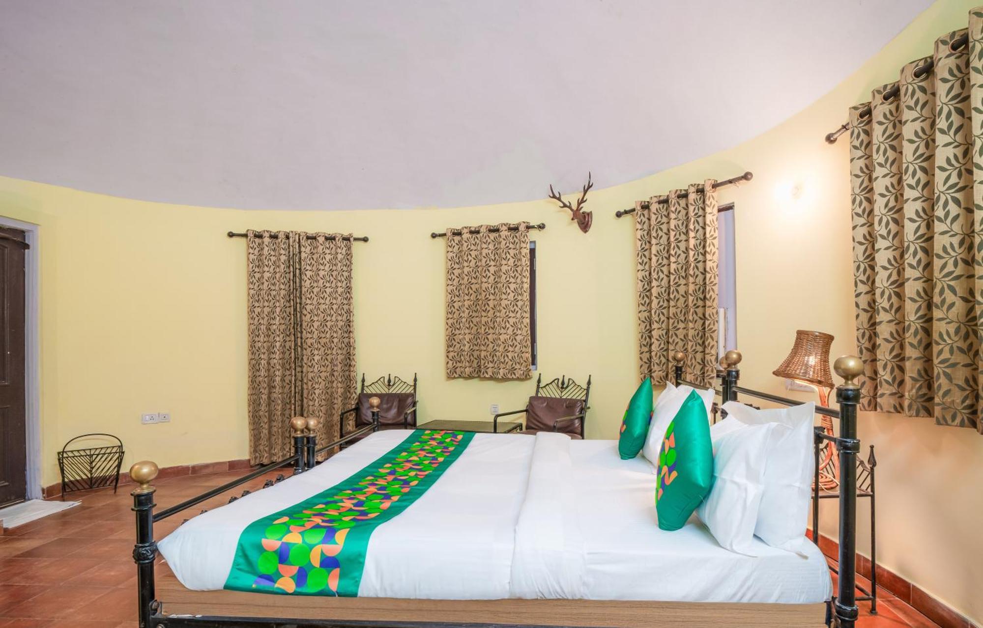 Hotel Treebo Premium Mowgli'S Den, Pench Khawāsa Exteriér fotografie